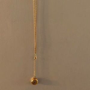 1928 - 16 inch gold colored locket